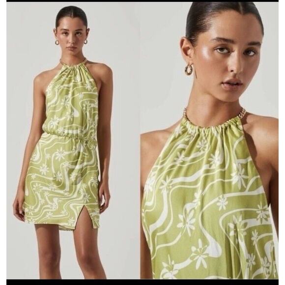NEW ASTR The Label Quinta Retro Halter Chain Mini Dress M Celery Floral - Picture 1 of 8